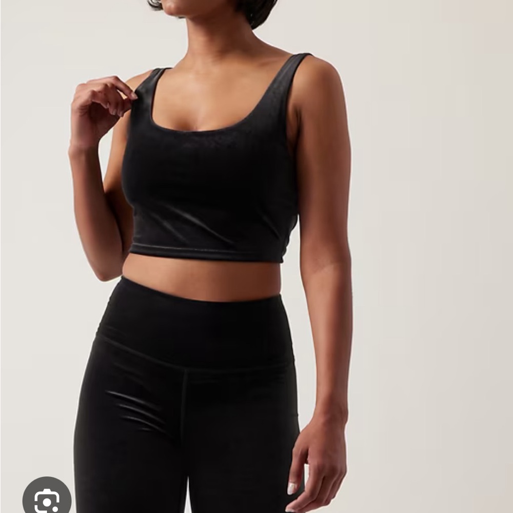 BNWT Athleta Velvet Cutout Shelf Sports Bra